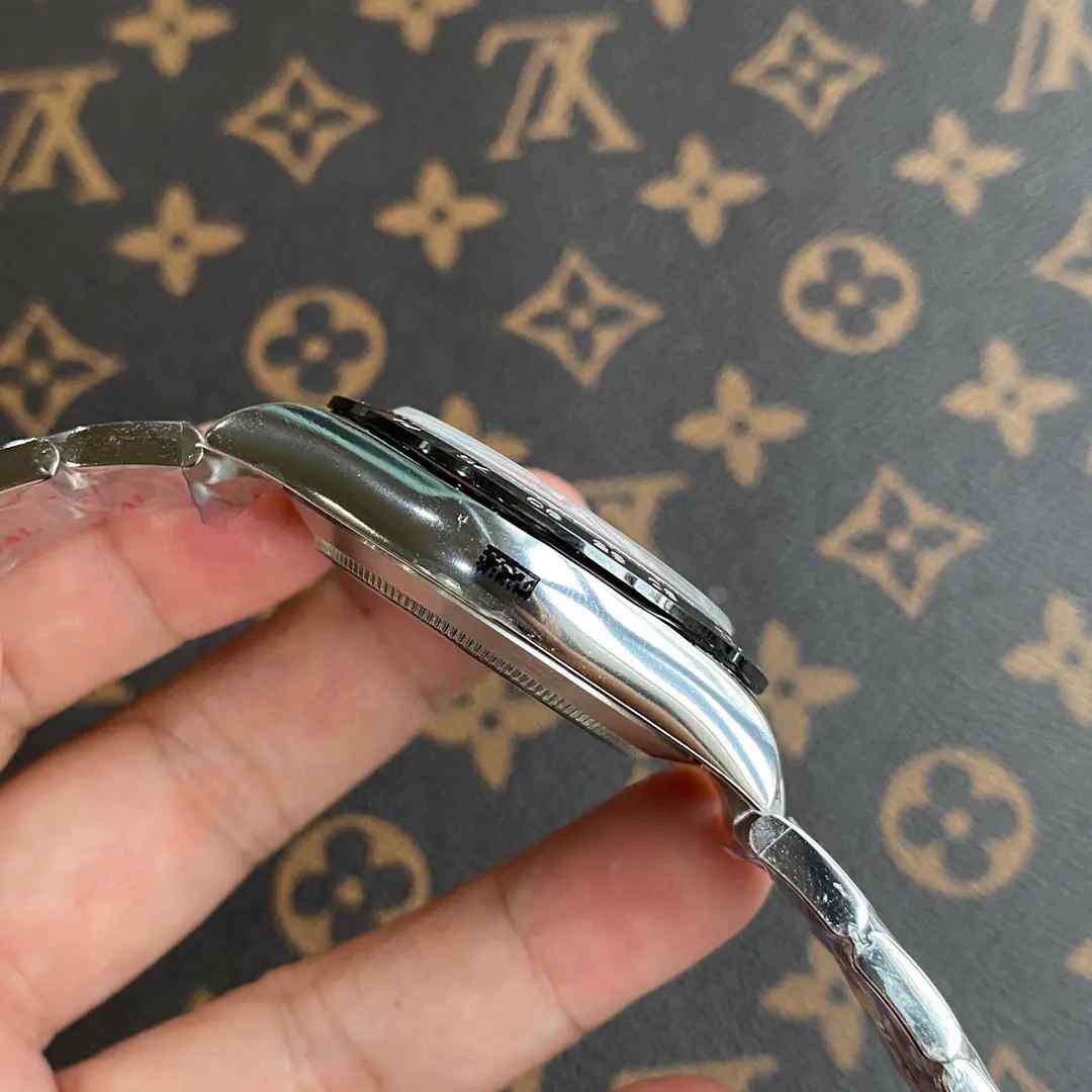 C厂劳力士熊猫迪4130机芯详解及与正品对比有什么区别（新人入手必看） | 奈斯探表