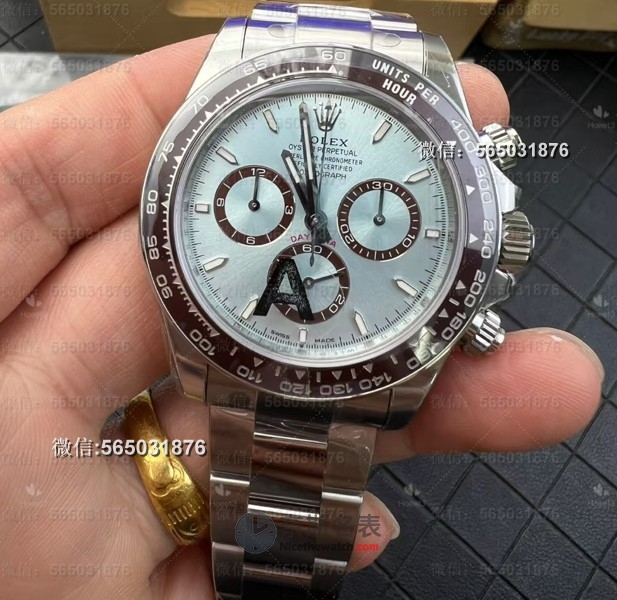 不掉皮不掉色!VS厂迪通拿V2配重版深度评测 | 奈斯探表 不掉皮不掉色!VS厂迪通拿V2配重版深度评测 | 奈斯探表