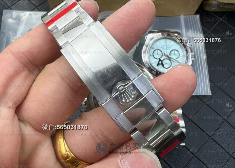 不掉皮不掉色!VS厂迪通拿V2配重版深度评测 | 奈斯探表 不掉皮不掉色!VS厂迪通拿V2配重版深度评测 | 奈斯探表