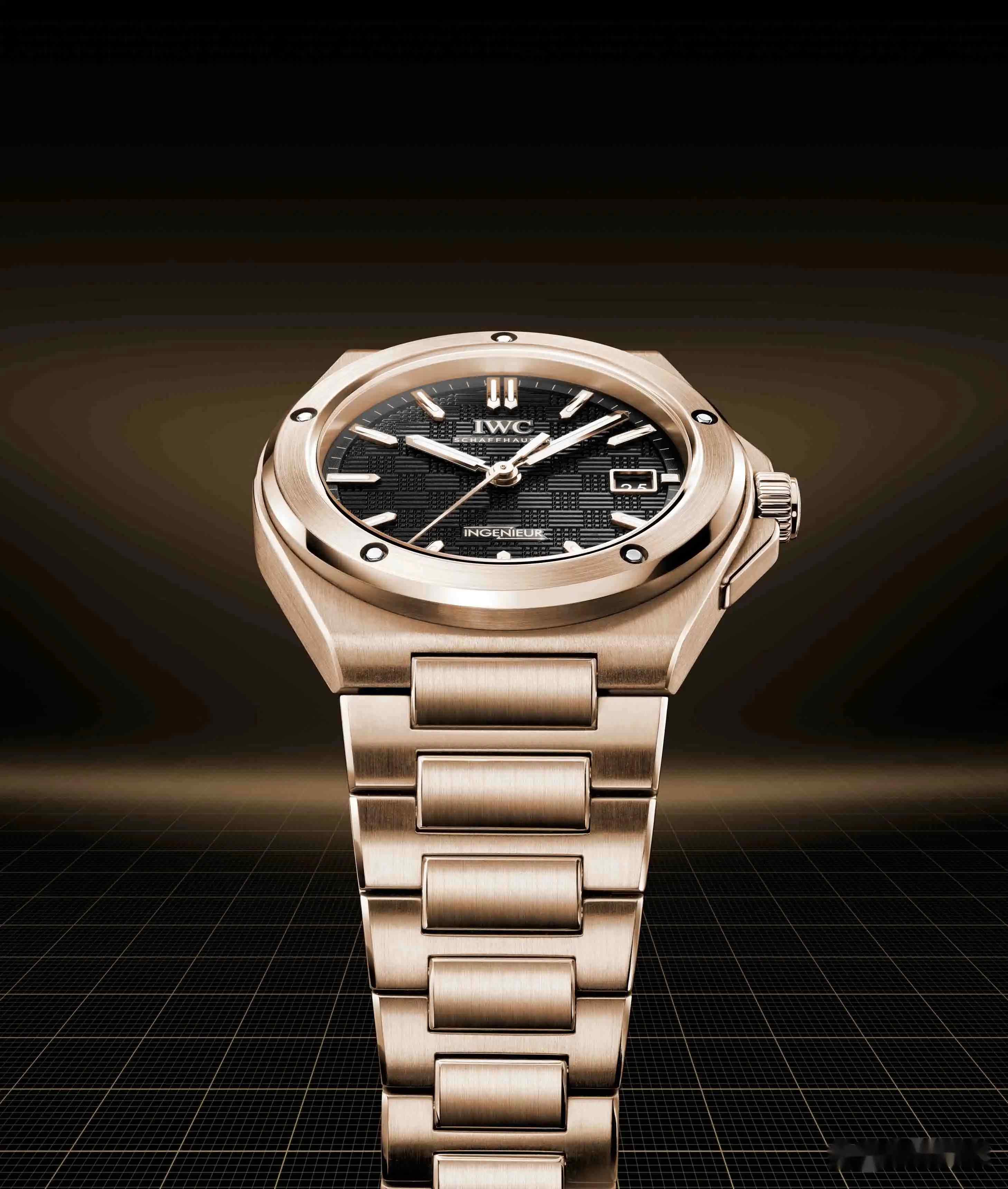 黄金奢华+120小时动储!IWC全新工程师腕表震撼登场! | 奈斯探表 黄金奢华+120小时动储!IWC全新工程师腕表震撼登场! | 奈斯探表