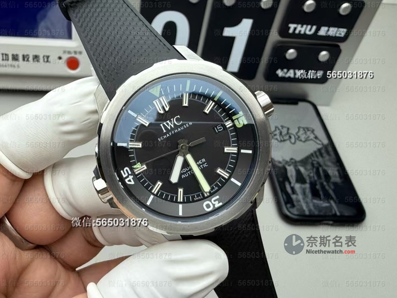 氟胶表带+快拆系统!V6S厂万国海洋时计值不值得入手? | 奈斯探表 氟胶表带+快拆系统!V6S厂万国海洋时计值不值得入手? | 奈斯探表