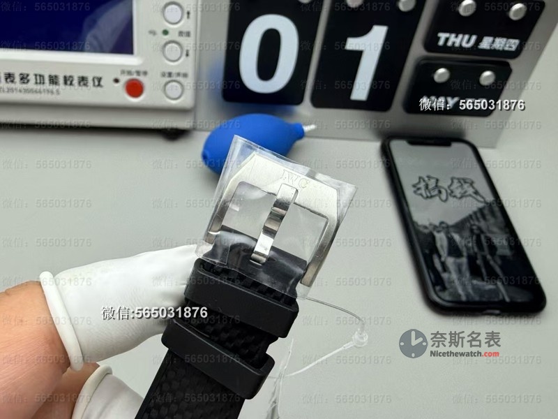 氟胶表带+快拆系统!V6S厂万国海洋时计值不值得入手? | 奈斯探表 氟胶表带+快拆系统!V6S厂万国海洋时计值不值得入手? | 奈斯探表