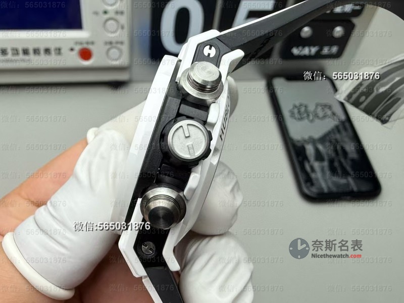 BBF宇舶大爆炸441陶瓷表好不好?行家拆解告诉你值不值得买! | 奈斯探表 BBF宇舶大爆炸441陶瓷表好不好?行家拆解告诉你值不值得买! | 奈斯探表