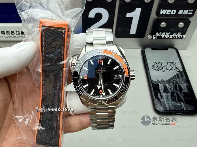 潜水表爱好者必看!VS厂欧米茄四分之一橙实测,游泳洗澡无压力 | 奈斯探表 潜水表爱好者必看!VS厂欧米茄四分之一橙实测,游泳洗澡无压力 | 奈斯探表