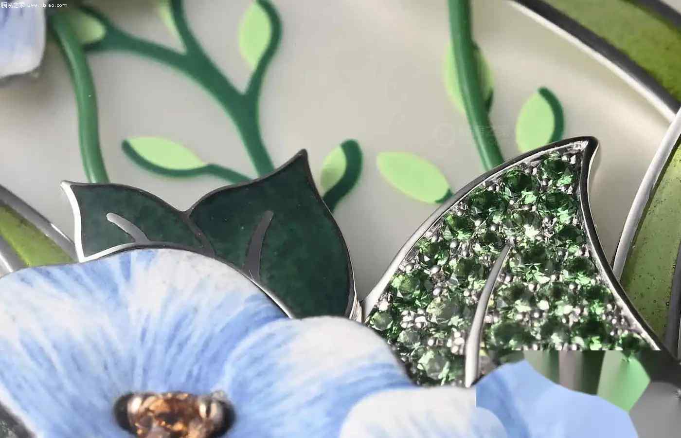 买不起但一定要知道!梵克雅宝动画腕表,蝴蝶报时+花瓣摇曳太梦幻 | 奈斯探表 买不起但一定要知道!梵克雅宝动画腕表,蝴蝶报时+花瓣摇曳太梦幻 | 奈斯探表