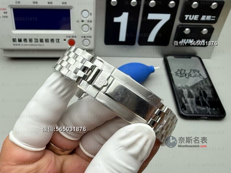 周杰伦同款来了!BLS厂帝舵火烈鸟蓝实测,雪花针太圈粉了 | 奈斯探表 周杰伦同款来了!BLS厂帝舵火烈鸟蓝实测,雪花针太圈粉了 | 奈斯探表