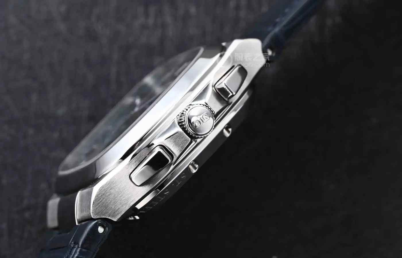 不再只有圆形表！格拉苏蒂原创这款方壳神作，戴出高级复古范儿！ | 奈斯探表