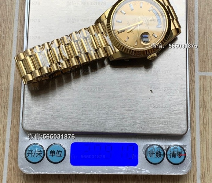 209克完美配重!RC厂配重版Day-Date(简称DD)横评:这才是真正的'金表'体验 | 奈斯探表 209克完美配重!RC厂配重版Day-Date(简称DD)横评:这才是真正的'金表'体验 | 奈斯探表