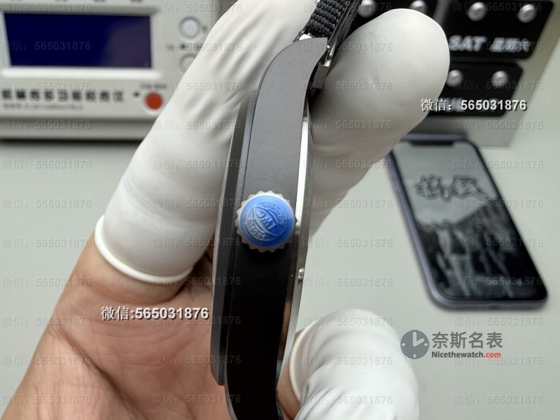 M+厂黑桃A飞行员表实测：这款3K不到的'暗夜王牌'到底香不香？ | 奈斯探表
