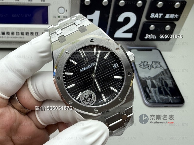 APS厂爱彼15500终极评测:这款不到3K的'钢王'复刻有多接近原版? | 奈斯探表 APS厂爱彼15500终极评测:这款不到3K的'钢王'复刻有多接近原版? | 奈斯探表