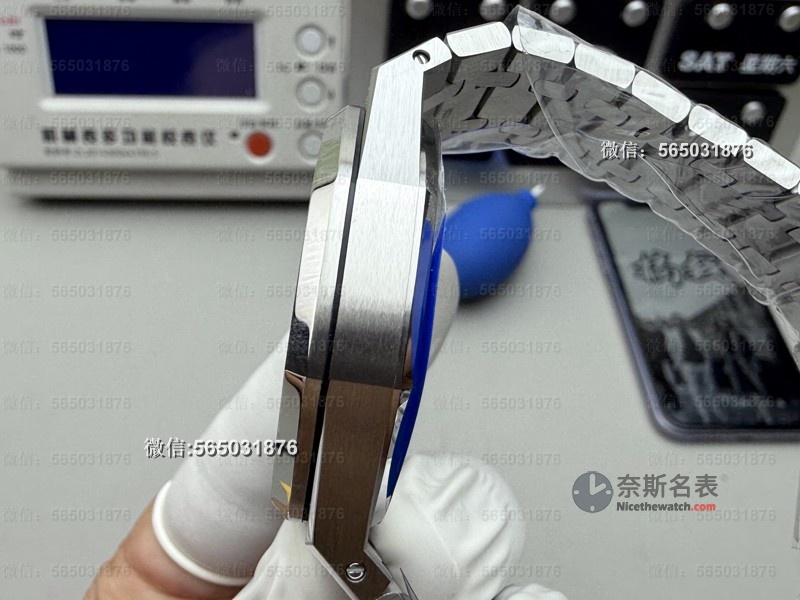 APS厂爱彼15500终极评测:这款不到3K的'钢王'复刻有多接近原版? | 奈斯探表 APS厂爱彼15500终极评测:这款不到3K的'钢王'复刻有多接近原版? | 奈斯探表