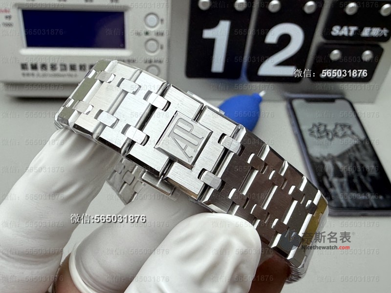 APS厂爱彼15500终极评测:这款不到3K的'钢王'复刻有多接近原版? | 奈斯探表 APS厂爱彼15500终极评测:这款不到3K的'钢王'复刻有多接近原版? | 奈斯探表