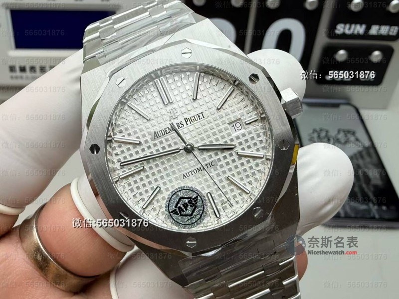 钢带之王再进化！APS厂爱彼15400 V3版评测，APS厂这次把细节做到了极致！ | 奈斯探表