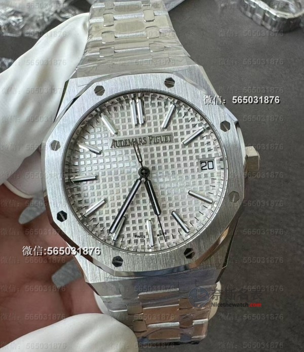 【深度测评】TOP厂爱彼15510复刻表:万元级复刻表的天花板之争? | 奈斯探表 【深度测评】TOP厂爱彼15510复刻表:万元级复刻表的天花板之争? | 奈斯探表