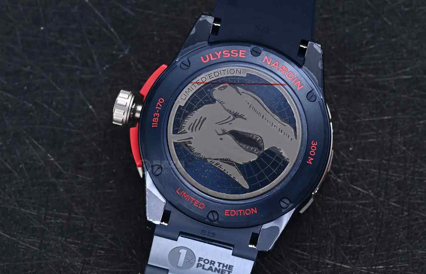 戴表救鲨鱼！雅典Diver系列锤头鲨限量表背后竟藏感人使命 | 奈斯探表