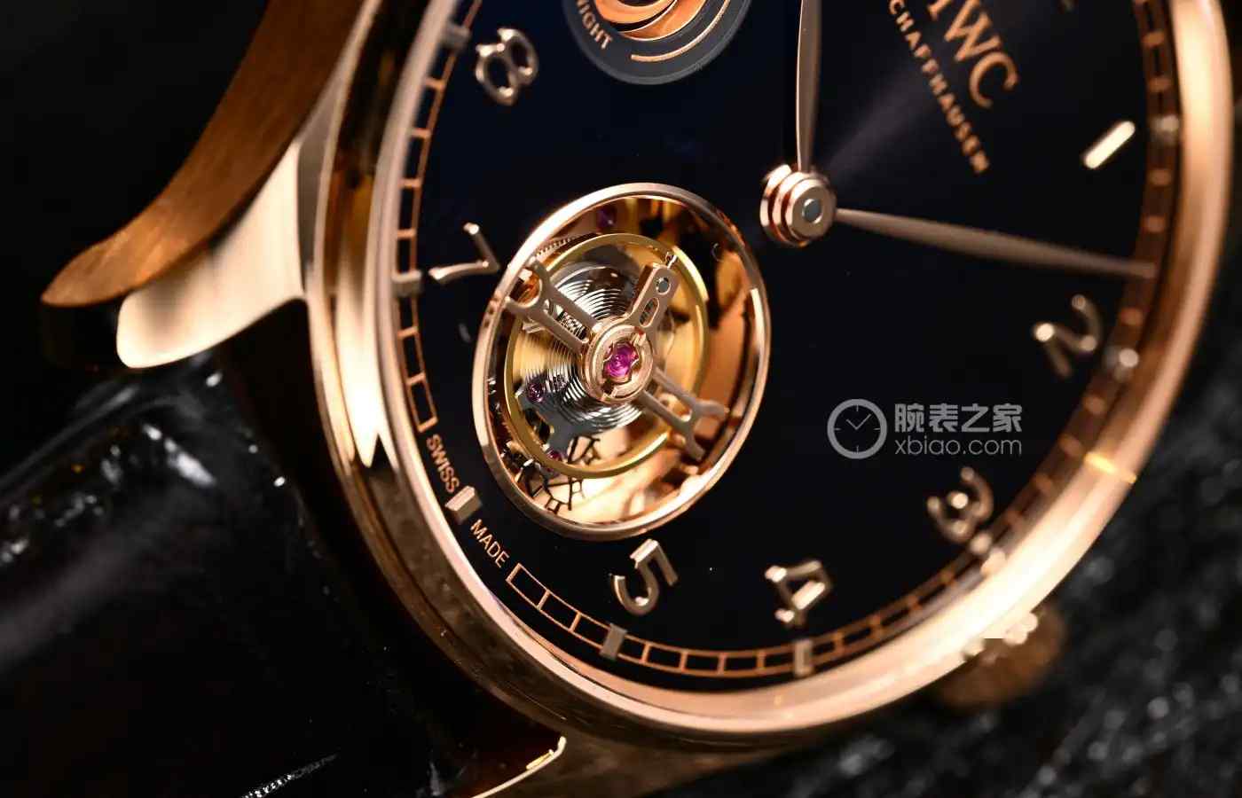 2024表王预定！IWC这款陀飞轮太绝了，昼夜显示+硬金表壳颠覆想象！ | 奈斯探表