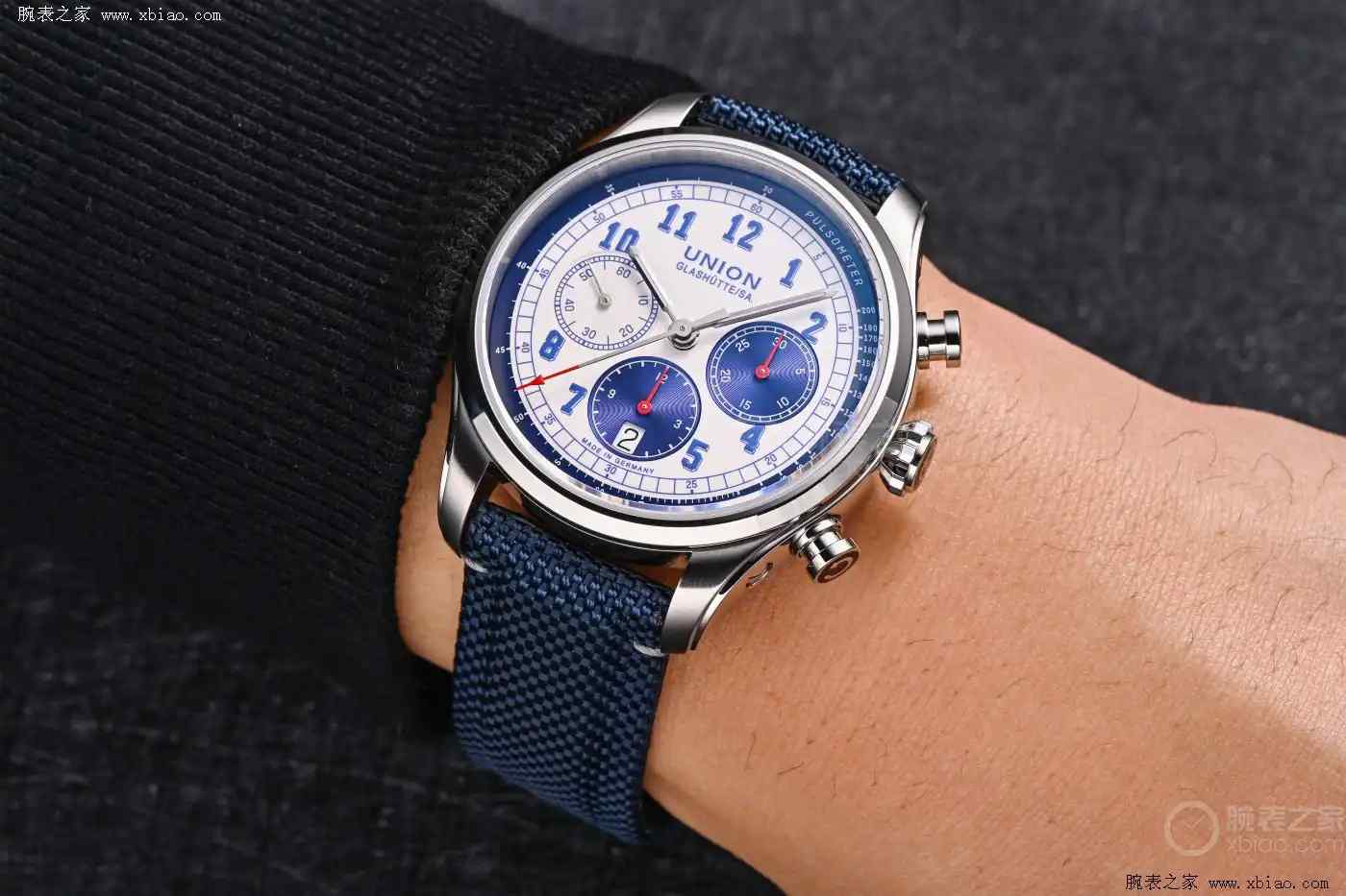 打破对称魔咒！宇联熊猫盘腕表22800元颠覆传统，玩家狂囤怕断货！ | 奈斯探表