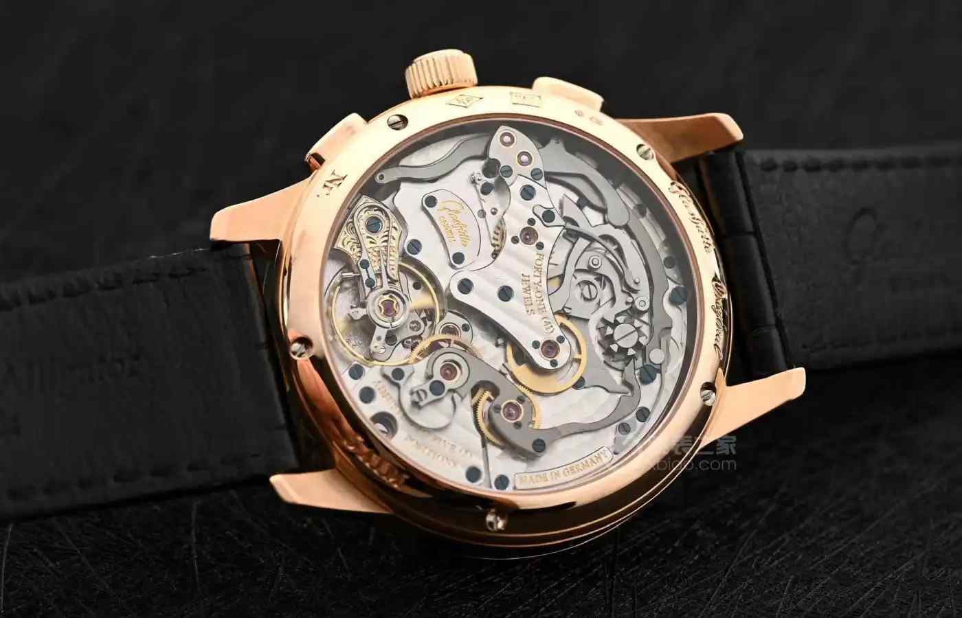 25万预算买什么表？这款格拉苏蒂偏心计时把德式美学玩到极致！ | 奈斯探表