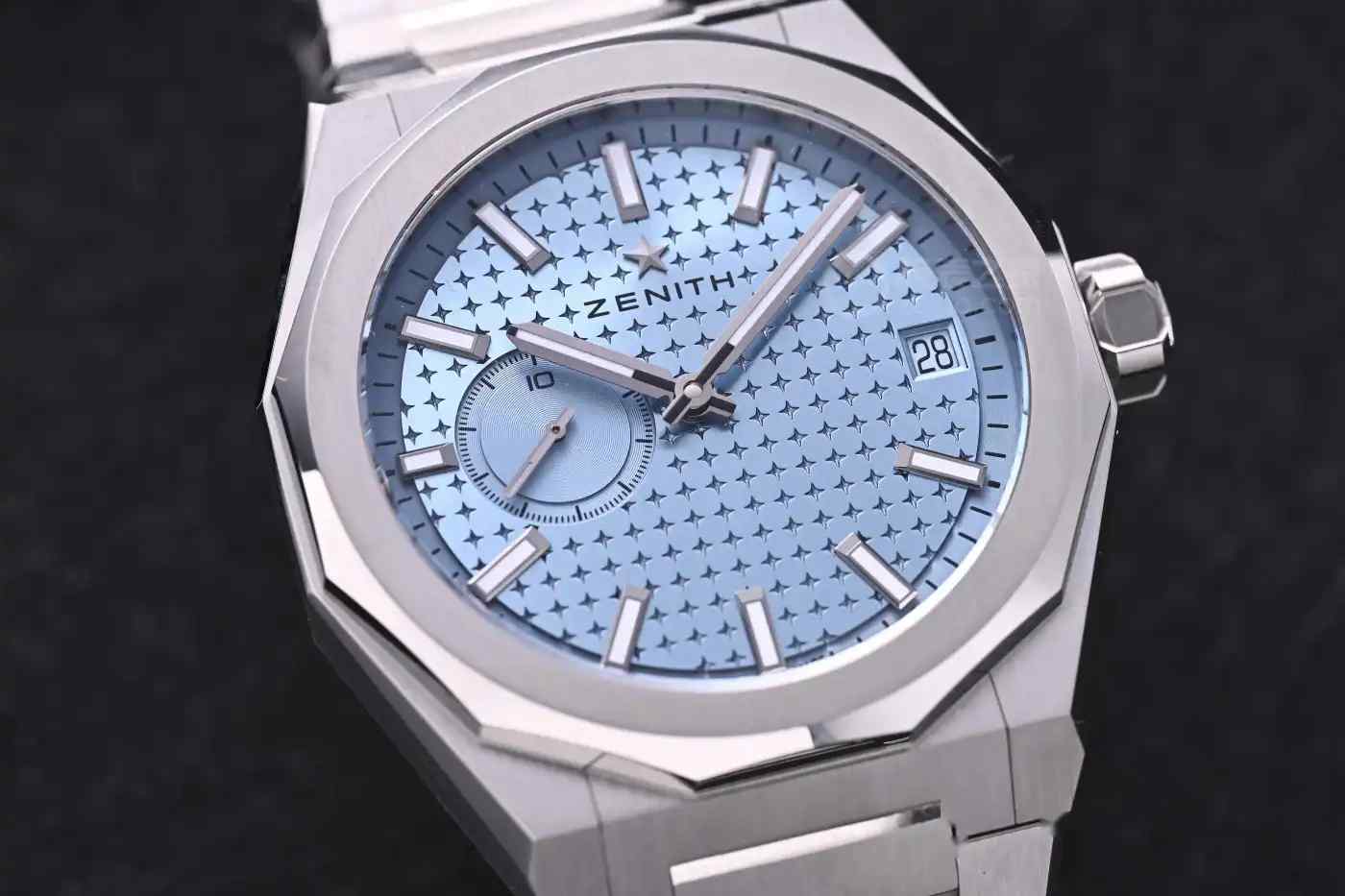 夏日必入!真力时冰蓝盘DEFY SKYLINE上手实测,颜值性能双在线! | 奈斯探表 夏日必入!真力时冰蓝盘DEFY SKYLINE上手实测,颜值性能双在线! | 奈斯探表