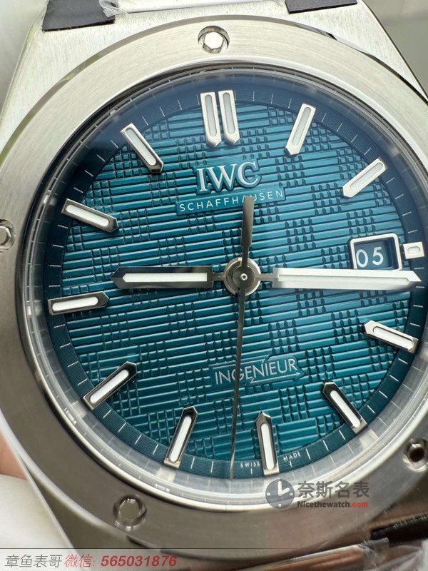 尊达遗作平替！V7厂工程师V2蓝面拆解：这抹湖水蓝比AP更毒？ | 奈斯探表