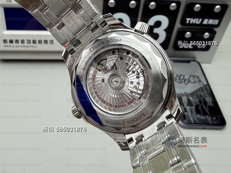 VS厂海马300V4版太狠了!一体8800机芯+双表带配置,稳定性直接封神! | 奈斯探表 VS厂海马300V4版太狠了!一体8800机芯+双表带配置,稳定性直接封神! | 奈斯探表