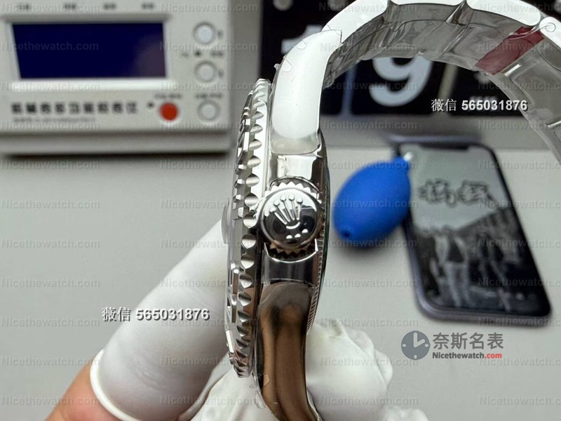 谁说复刻表不能戴出门？VS厂这款蓝游艇戴上手，朋友以为我升职加薪了！ | 奈斯探表
