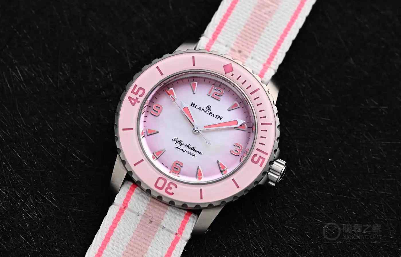 宝珀黑珍珠VS粉珍珠！女生的奢潮潜水表天花板，劳力士不香了？ | 奈斯探表