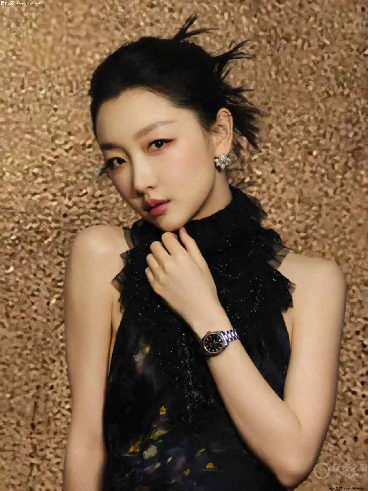 周冬雨同款欧米茄小海马!美拉德复古金棕盘太高级,优雅女生必入 | 奈斯探表 周冬雨同款欧米茄小海马!美拉德复古金棕盘太高级,优雅女生必入 | 奈斯探表