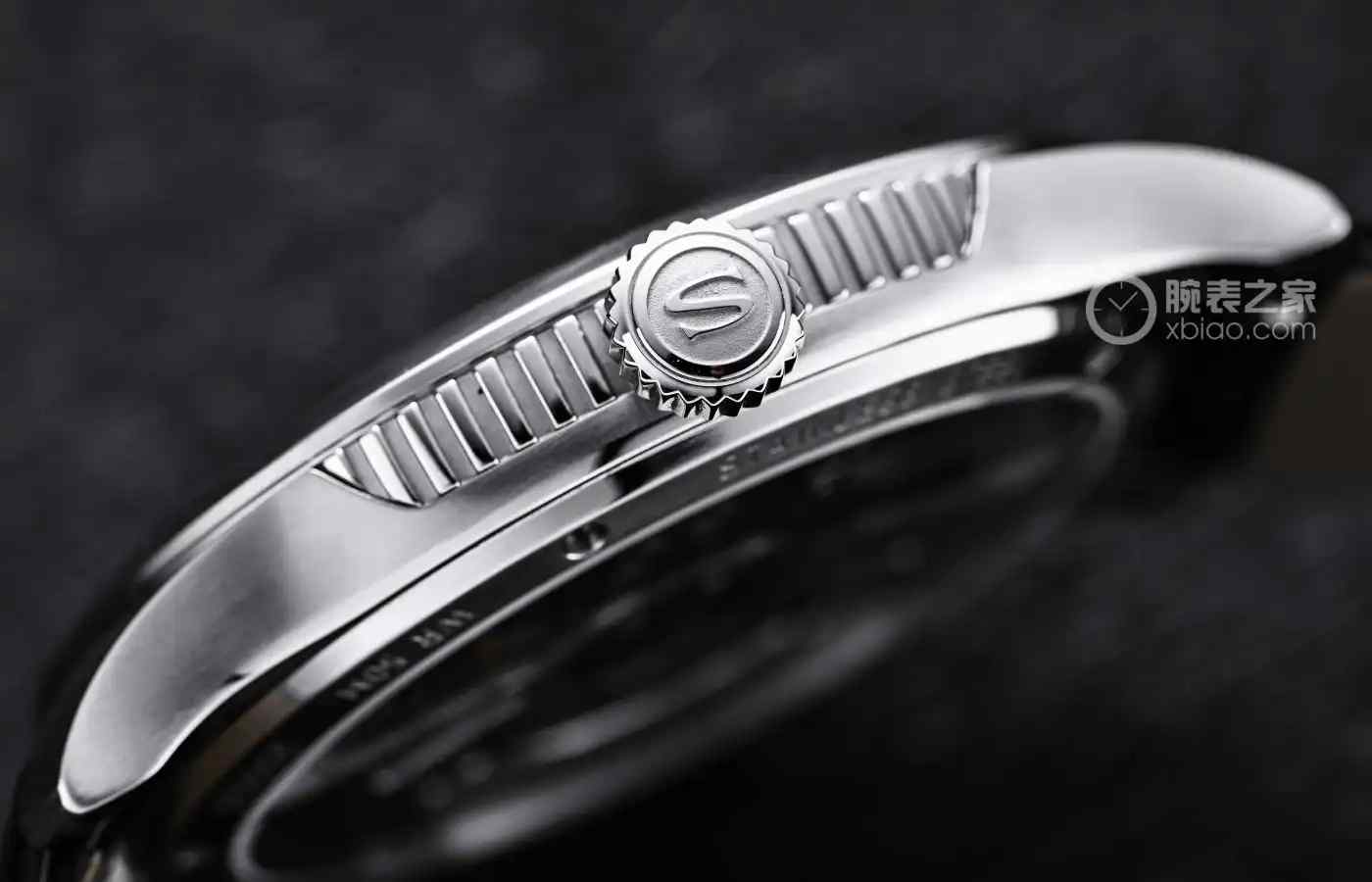 两枚硬币厚!海鸥表杀疯了!26800元拿下全球最薄自动陀飞轮,古琴盘面美到窒息! | 奈斯探表 两枚硬币厚!海鸥表杀疯了!26800元拿下全球最薄自动陀飞轮,古琴盘面美到窒息! | 奈斯探表