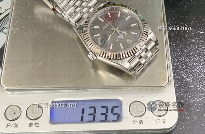 灰盘才是真王者！VS厂劳力士灰日志实测：丹东3235稳到离谱，上手被同事追着问链接！ | 奈斯探表