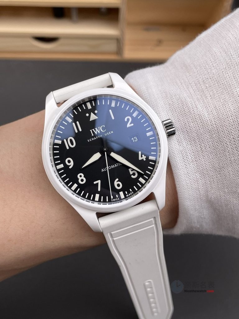 M+厂太浩湖特别款曝光！陶瓷壳+蓝宝石镜面，这质感堪比正品？ | 奈斯探表