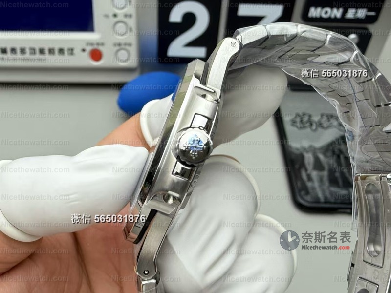 3K厂40周年鹦鹉螺5711实测爆火!324一体机芯+蓝面钻刻+背透神还原,戴出去没人信是复刻? | 奈斯探表 3K厂40周年鹦鹉螺5711实测爆火!324一体机芯+蓝面钻刻+背透神还原,戴出去没人信是复刻? | 奈斯探表