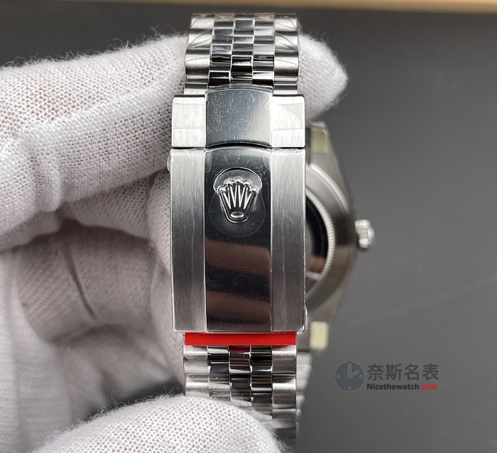 灰盘才是真王者！VS厂劳力士灰日志实测：丹东3235稳到离谱，上手被同事追着问链接！ | 奈斯探表