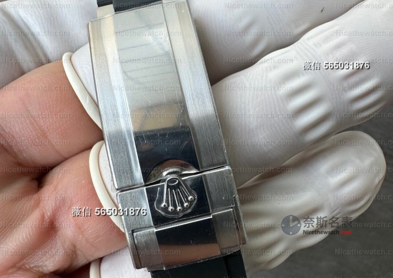 VS厂迪通拿丹东4131深度实测:走时稳、计时准、颜值炸,复刻表里的“六边形战士”! | 奈斯探表 VS厂迪通拿丹东4131深度实测:走时稳、计时准、颜值炸,复刻表里的“六边形战士”! | 奈斯探表