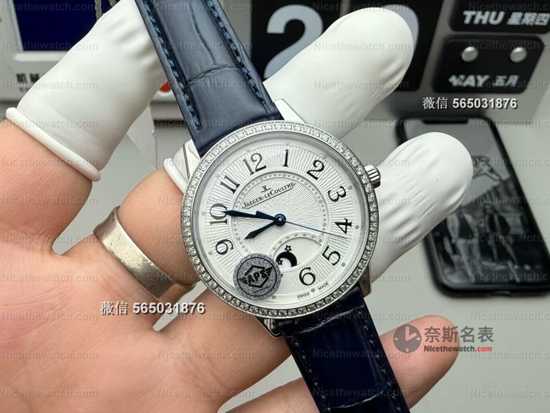 告别“塑料感”女表！APS积家约会复刻细节拉满，浪漫不贵 | 奈斯探表