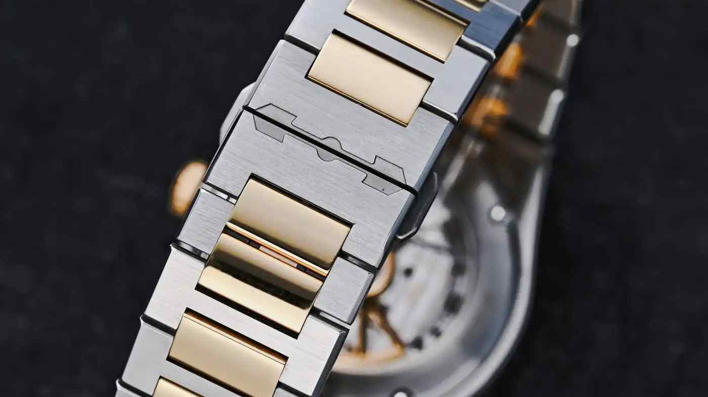 芝柏桂冠50周年限量款震撼来袭！搭载全新自产机芯，仅200枚收藏价值爆表 | 奈斯探表