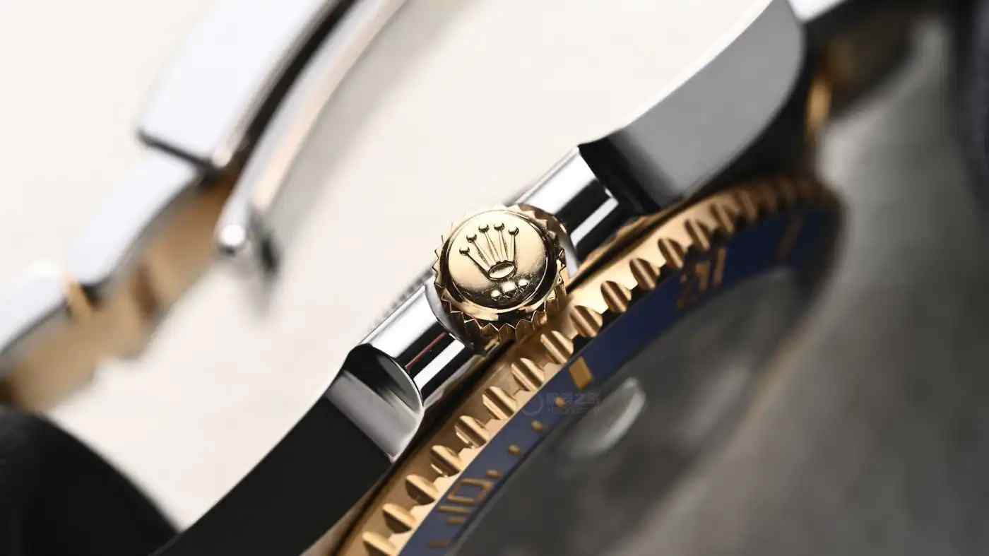 公价14万竟比绿水鬼更香？揭秘劳力士间金蓝水鬼的六大心动理由 | 奈斯探表