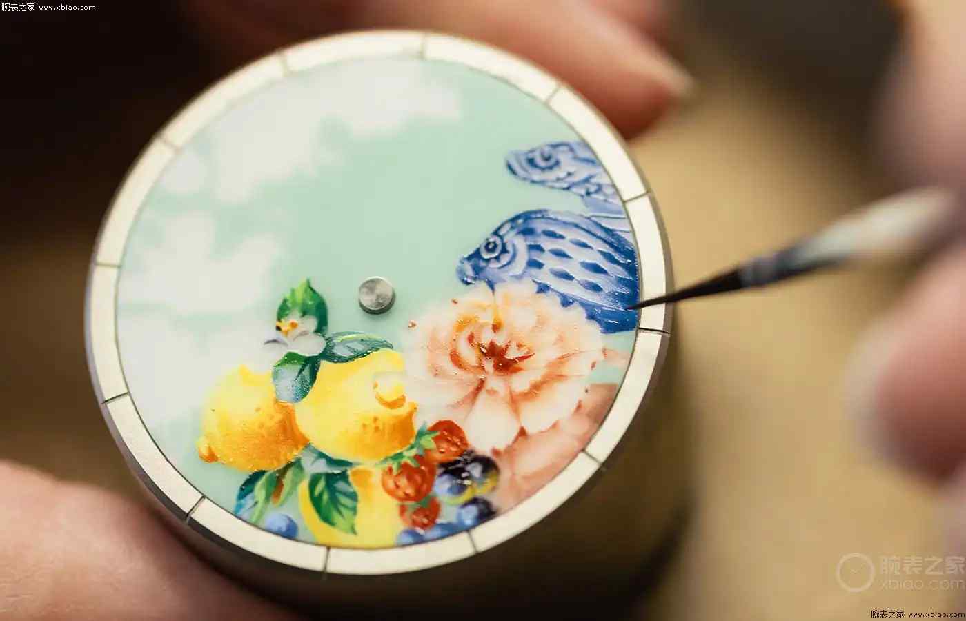 300万的罗杰杜彼圆桌骑士竟非最强?三款特殊盘面腕表横评,美到窒息! | 奈斯探表 300万的罗杰杜彼圆桌骑士竟非最强?三款特殊盘面腕表横评,美到窒息! | 奈斯探表