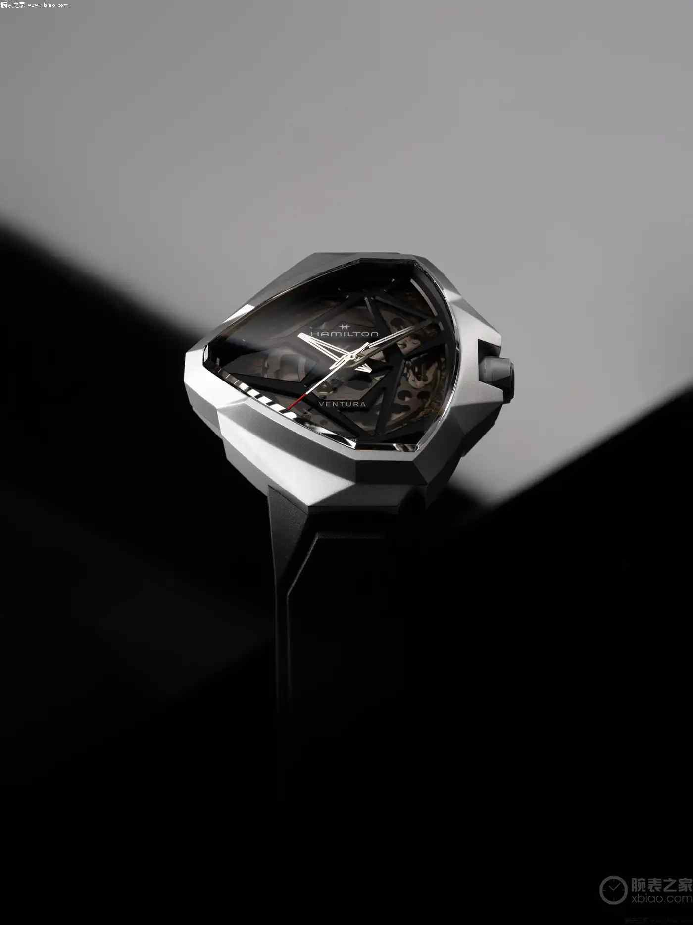 突破时空维度！汉米尔顿探险Edge镂空表，渐变表盘下的机械美学太震撼 | 奈斯探表