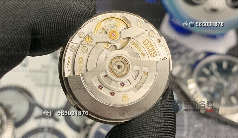 VS厂劳力士日志V2重磅升级！白金狗牙圈终于“对味”，细节拉满成复刻新标杆 | 奈斯探表