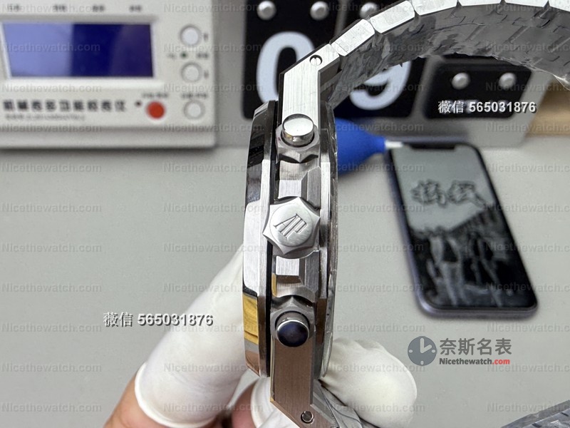 告别7750“高压锅”!APS 26331白熊猫11mm精准复刻,夜光+格纹盘面太绝了! | 奈斯探表 告别7750“高压锅”!APS 26331白熊猫11mm精准复刻,夜光+格纹盘面太绝了! | 奈斯探表