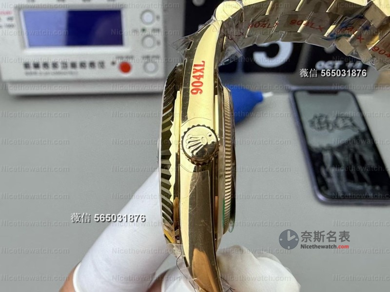 专柜同款沉甸手感!QF新品烟熏绿DD36mm开箱,158克配重告别轻飘飘仿品 | 奈斯探表 专柜同款沉甸手感!QF新品烟熏绿DD36mm开箱,158克配重告别轻飘飘仿品 | 奈斯探表