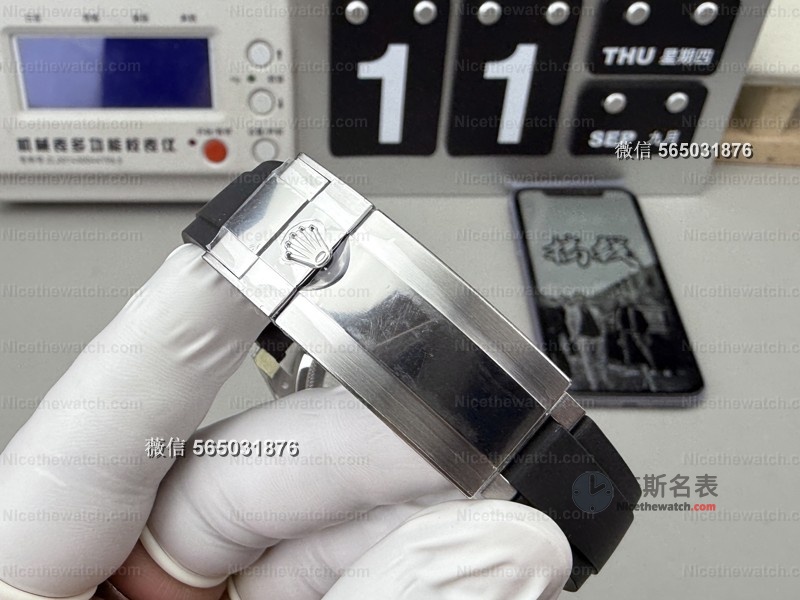 VS厂配重灰胶迪深度评测:136克真分量,丹东4131机芯到底强在哪? | 奈斯探表 VS厂配重灰胶迪深度评测:136克真分量,丹东4131机芯到底强在哪? | 奈斯探表