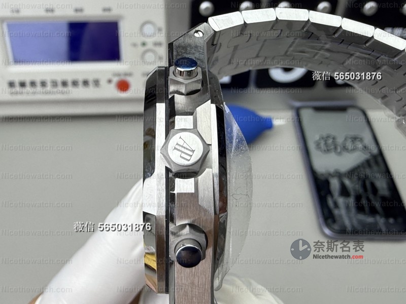 APS厂26240 V2升级版深度实测:无卡度4401机芯,复刻爱彼新标杆? | 奈斯探表 APS厂26240 V2升级版深度实测:无卡度4401机芯,复刻爱彼新标杆? | 奈斯探表