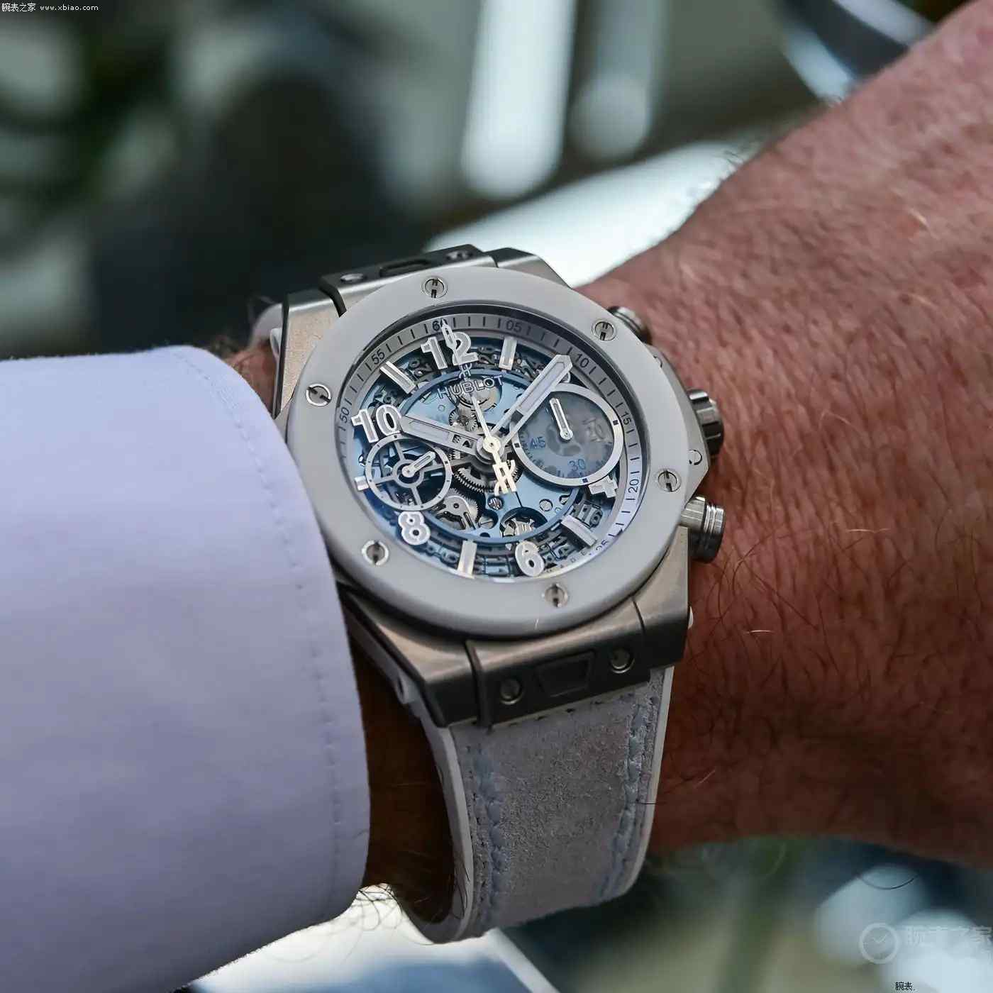 冰晶之美！宇舶Big Bang冬季限量双腕表登场，蓝宝石通透钛陶瓷炫白 | 奈斯探表