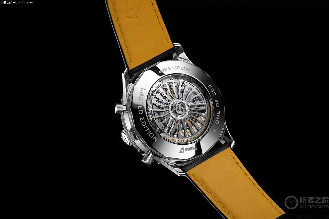 百年灵×瑞士航空限量款震撼首发!A350客机配色表盘+机长亲笔签名 | 奈斯探表 百年灵×瑞士航空限量款震撼首发!A350客机配色表盘+机长亲笔签名 | 奈斯探表