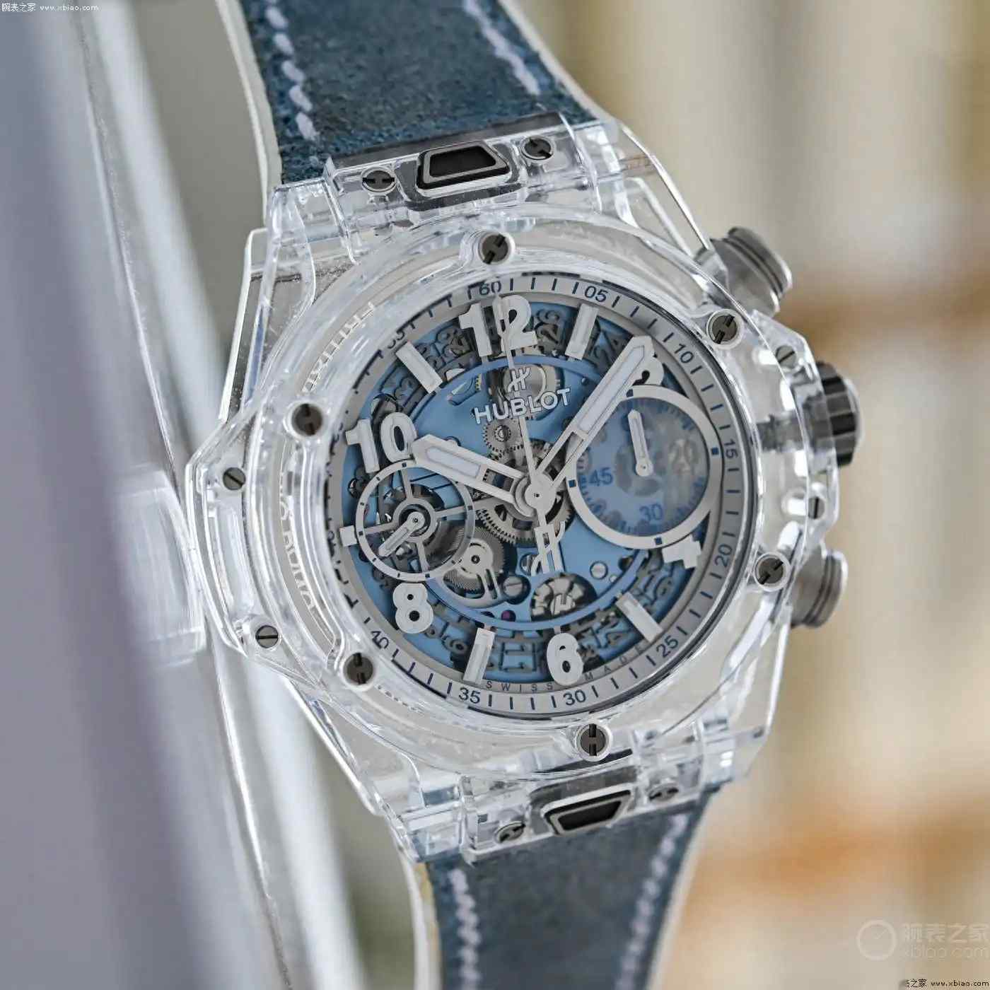 冰晶之美！宇舶Big Bang冬季限量双腕表登场，蓝宝石通透钛陶瓷炫白 | 奈斯探表