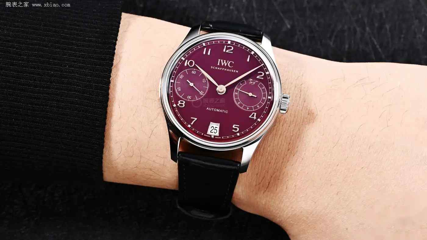 万国马年生肖表震撼上市！葡七勃艮第红盘+镀金骏马摆陀，限量500枚即刻收藏 | 奈斯探表