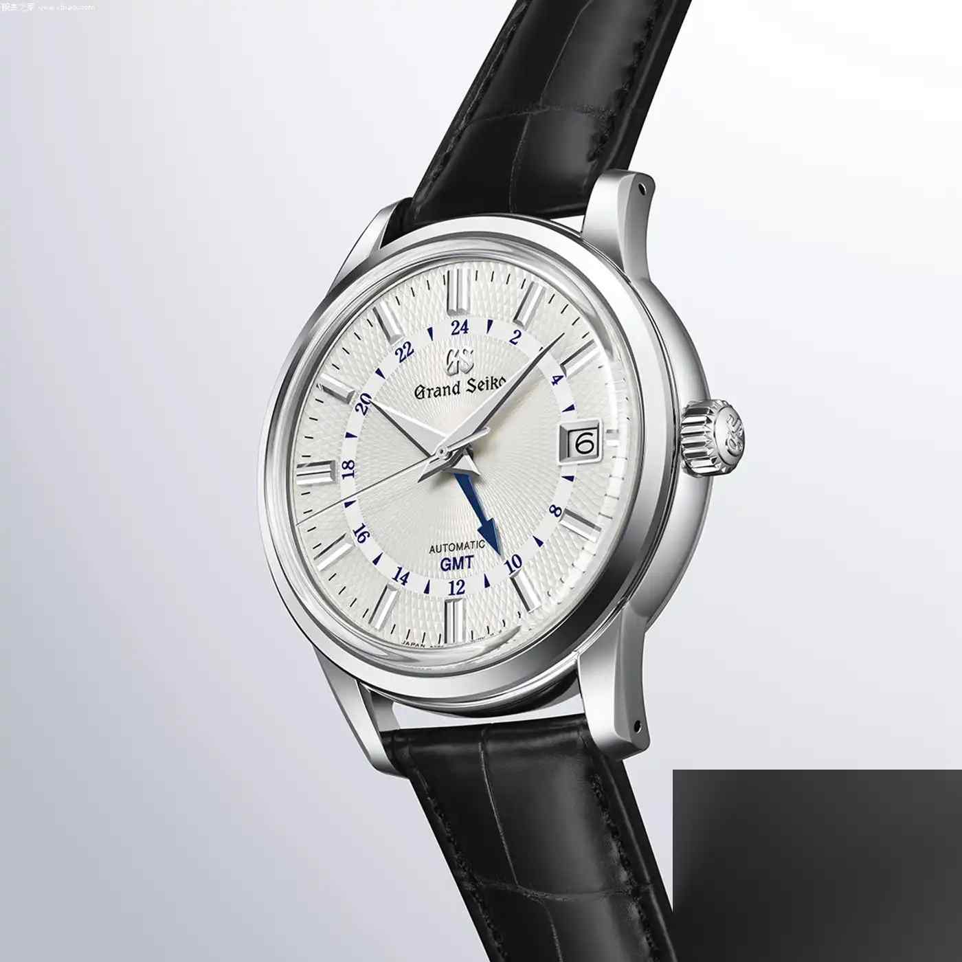 自然美学新高度!冠蓝狮Elegance系列双GMT腕表演绎四季诗意图景 | 奈斯探表 自然美学新高度!冠蓝狮Elegance系列双GMT腕表演绎四季诗意图景 | 奈斯探表