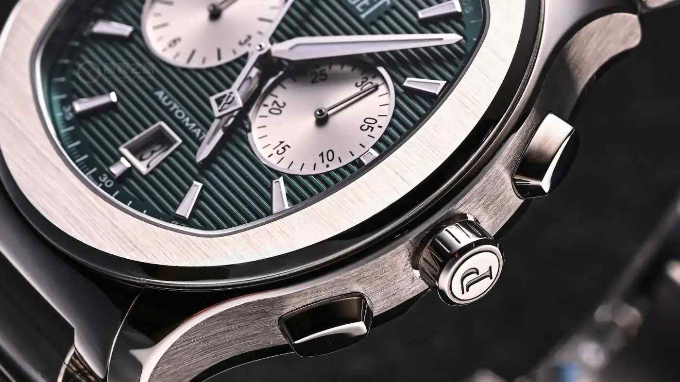 伯爵绿盘计时码表颠覆传统！正装运动双修11.2mm超薄机身引爆职场精英圈 | 奈斯探表